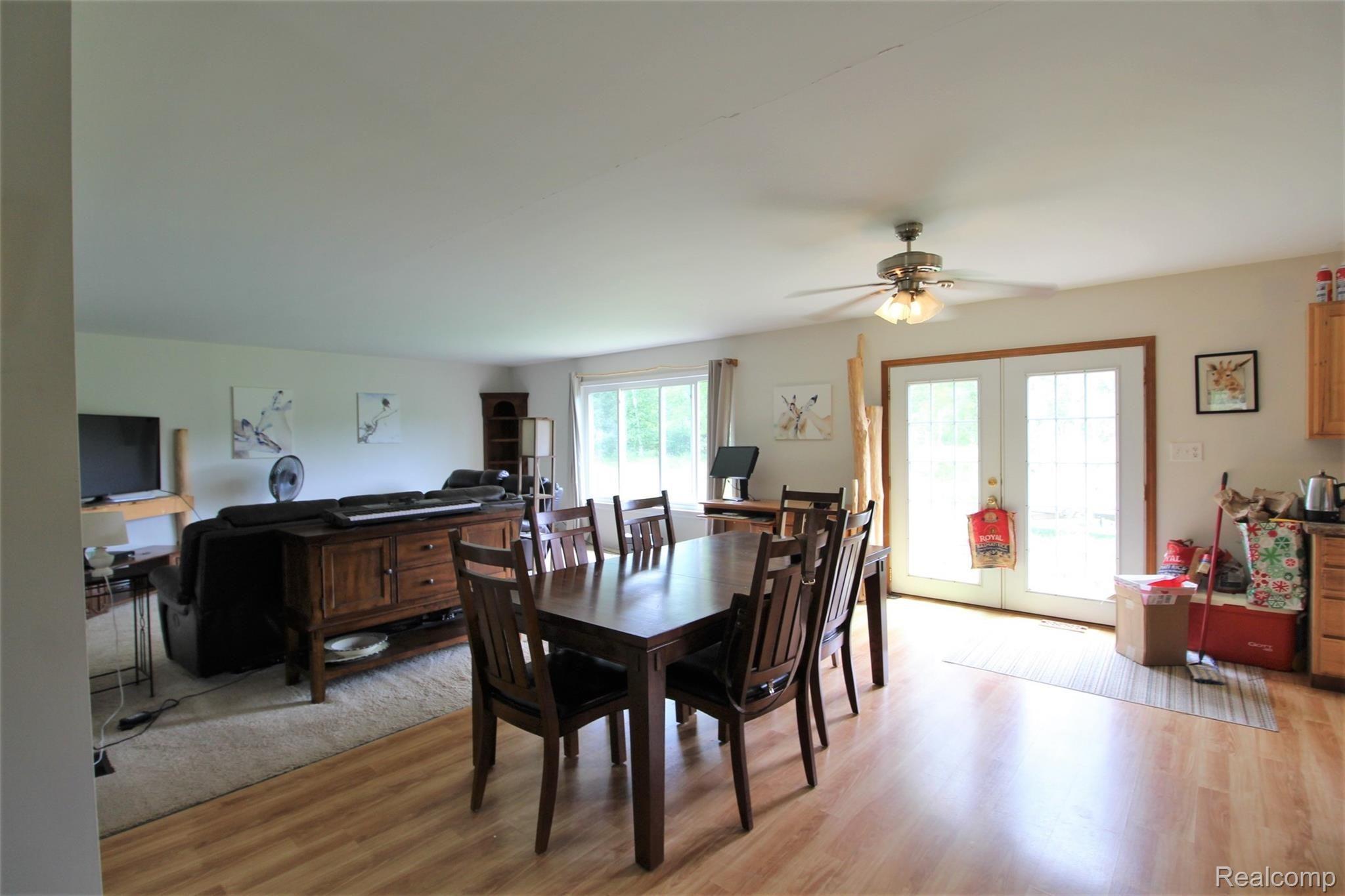 3590 James Road Caro, MI 48723 - Photo 11 of 65 IMG_8960.JPG