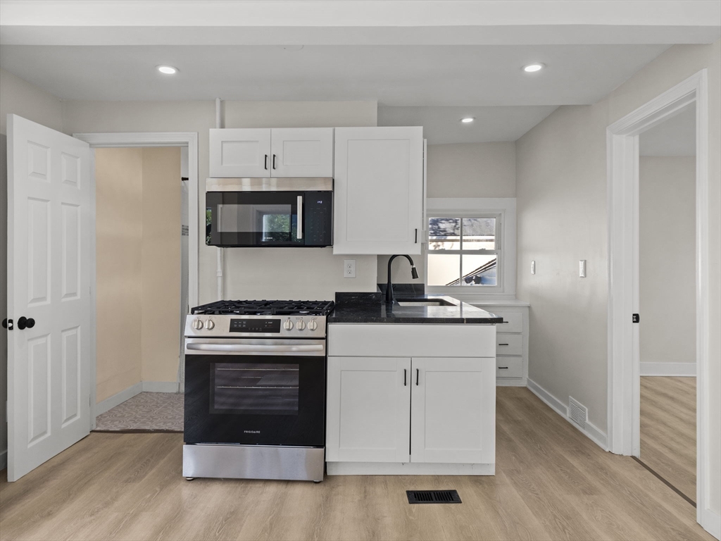 6 Solferino Street Worcester, MA 01604 - Photo 10 of 41 Gallery Image 10
