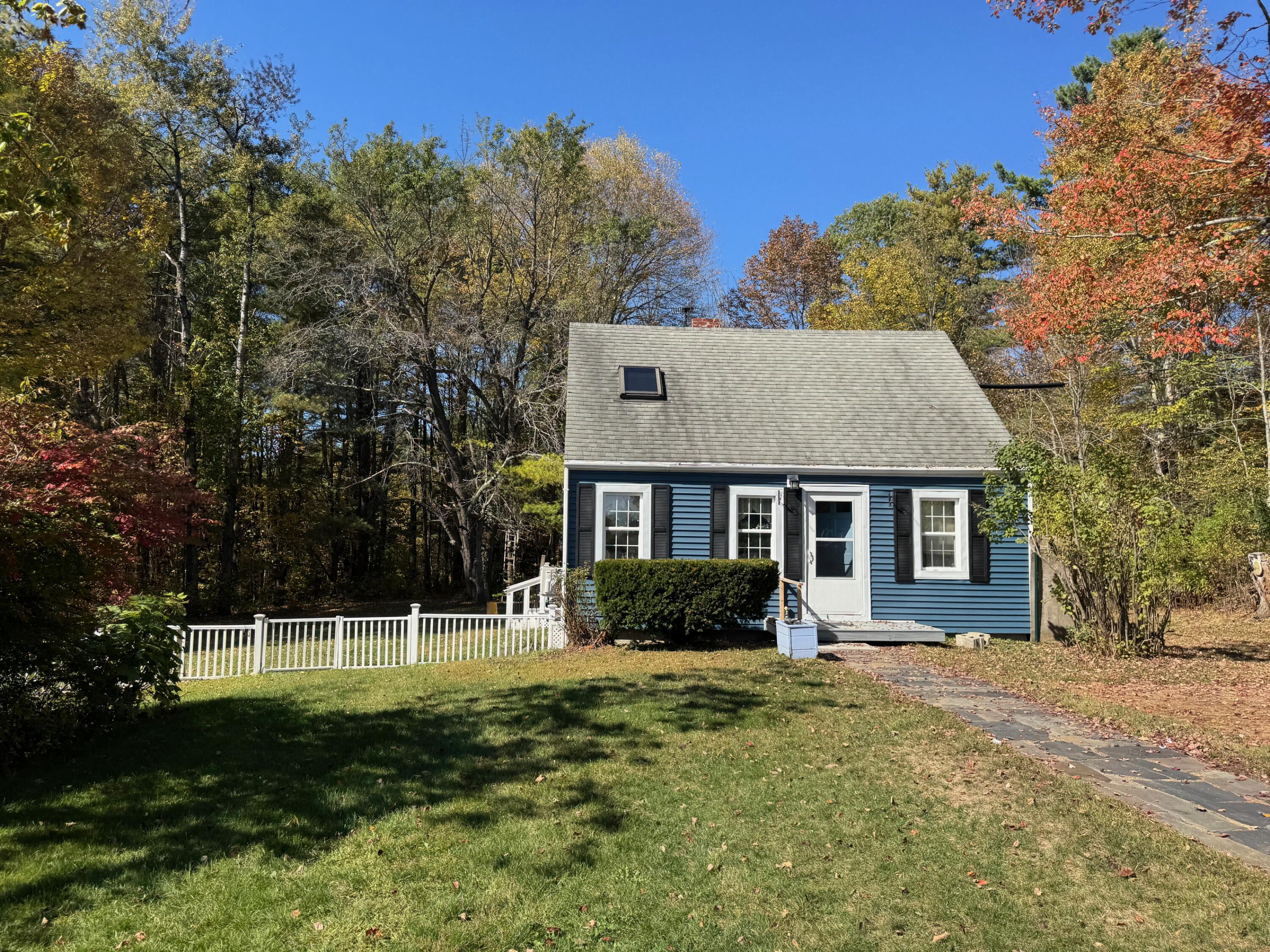 1524 Augusta Road Bowdoin, ME 04287 - Photo 5 of 25 IMG_3066