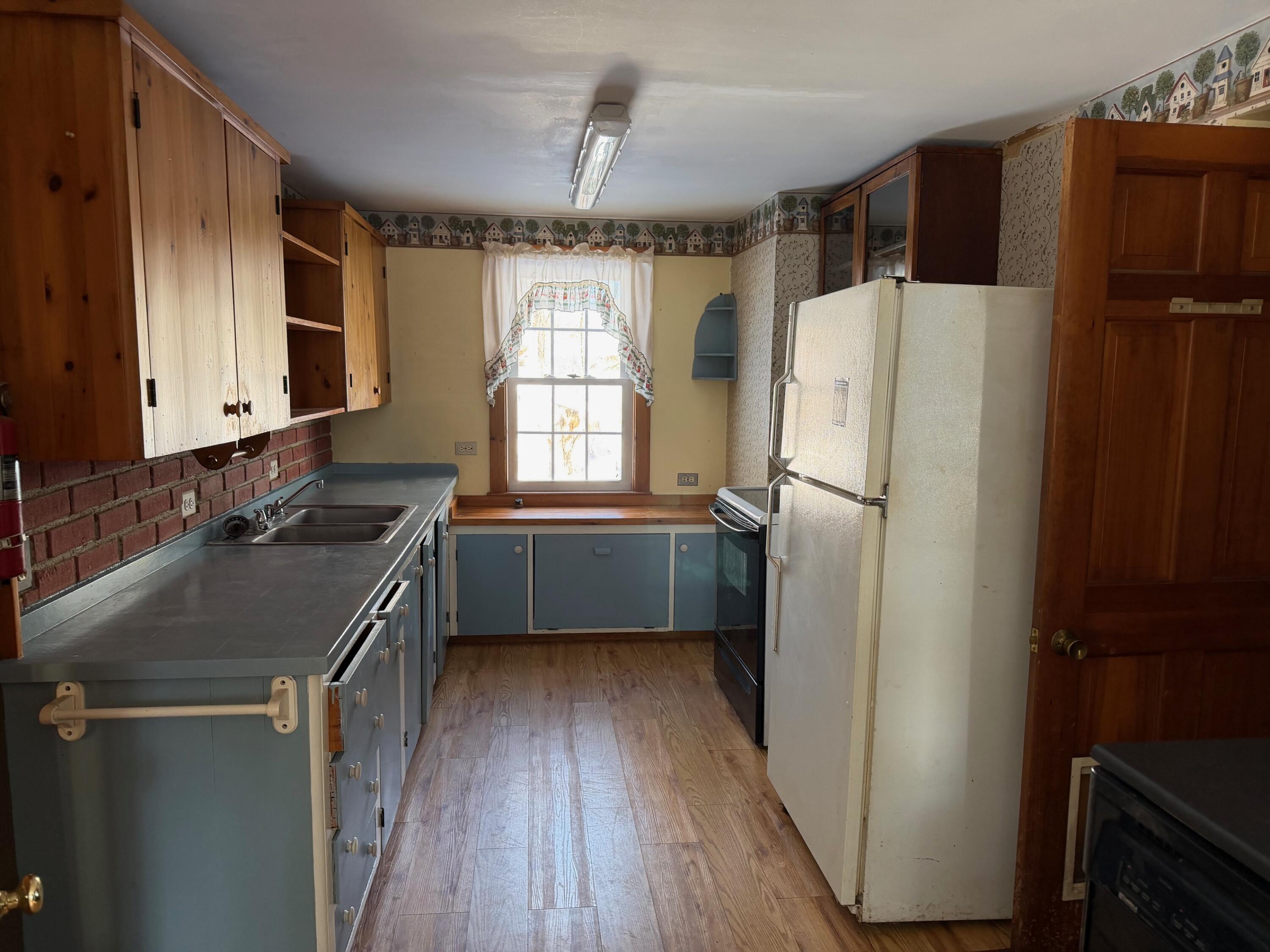 1524 Augusta Road Bowdoin, ME 04287 - Photo 8 of 25 IMG_4120