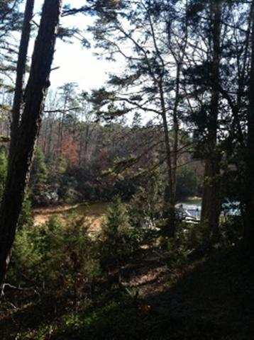 132 Hickory Cove Road Seneca, SC 29672 - Photo 3 of 14 Gallery Image 3