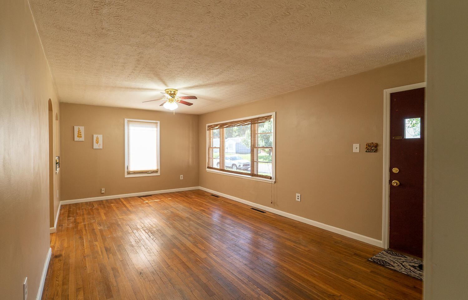 1349 Rutland Avenue Springfield, OH 45505 - Photo 4 of 30