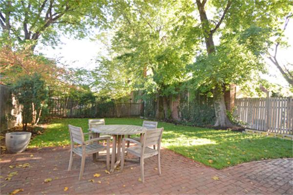 7 St Mary Road Cambridge, MA 02139 - Photo 23 of 24 a view of a chairs and table in backyard