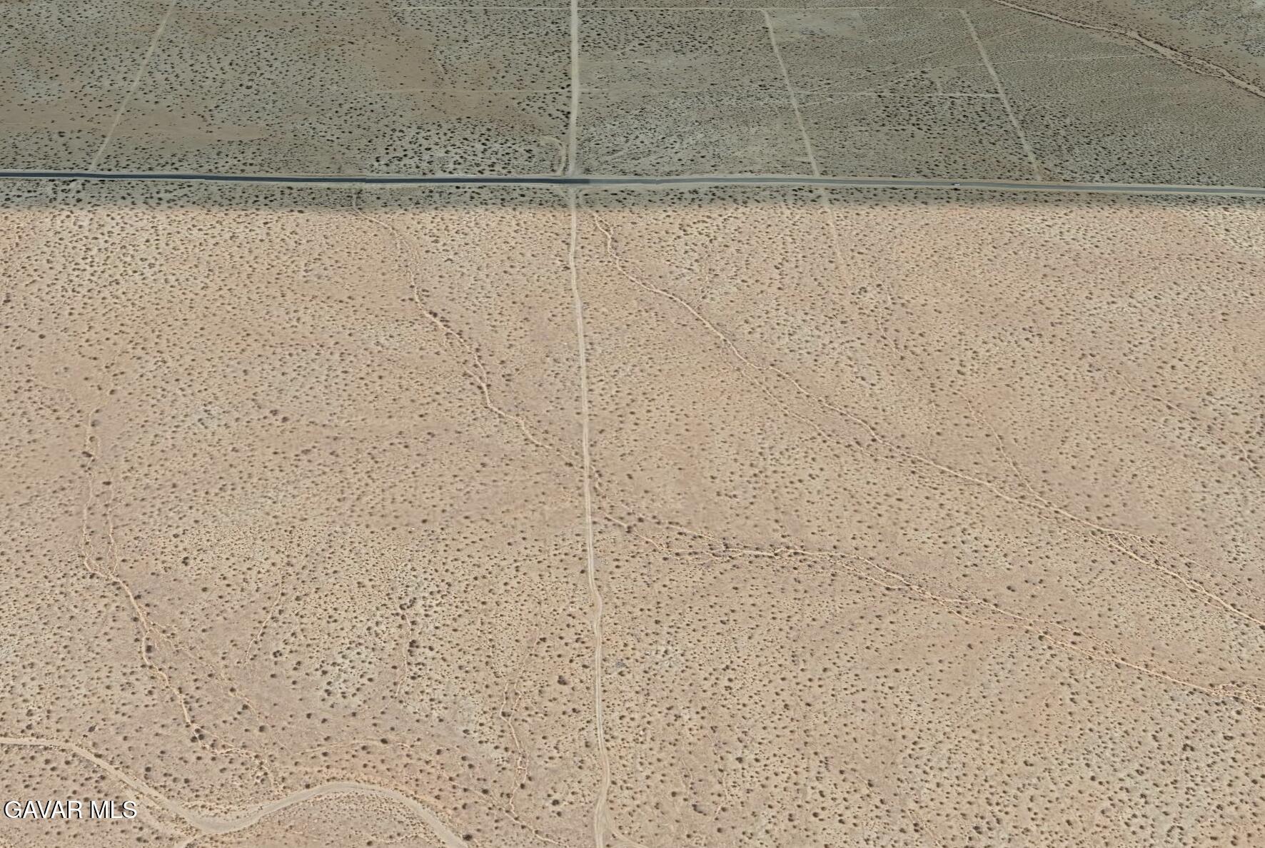 210th Street East Lancaster, CA 93535 - Photo 2 of 4 a bathroom with a shower