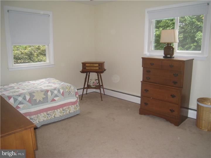 3205 Polk Road Norristown, PA 19403 - Photo 17 of 25 Bedroom 3