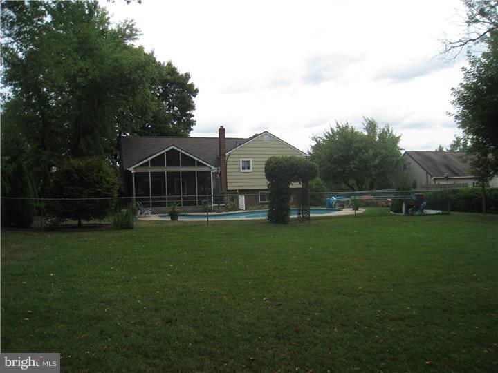 3205 Polk Road Norristown, PA 19403 - Photo 25 of 25 Exterior Back