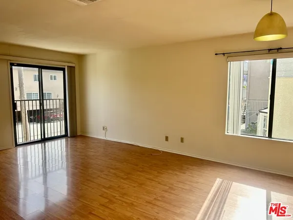 $2,895 | 8515 Saturn Street, Unit 102, Los Angeles, CA 90035