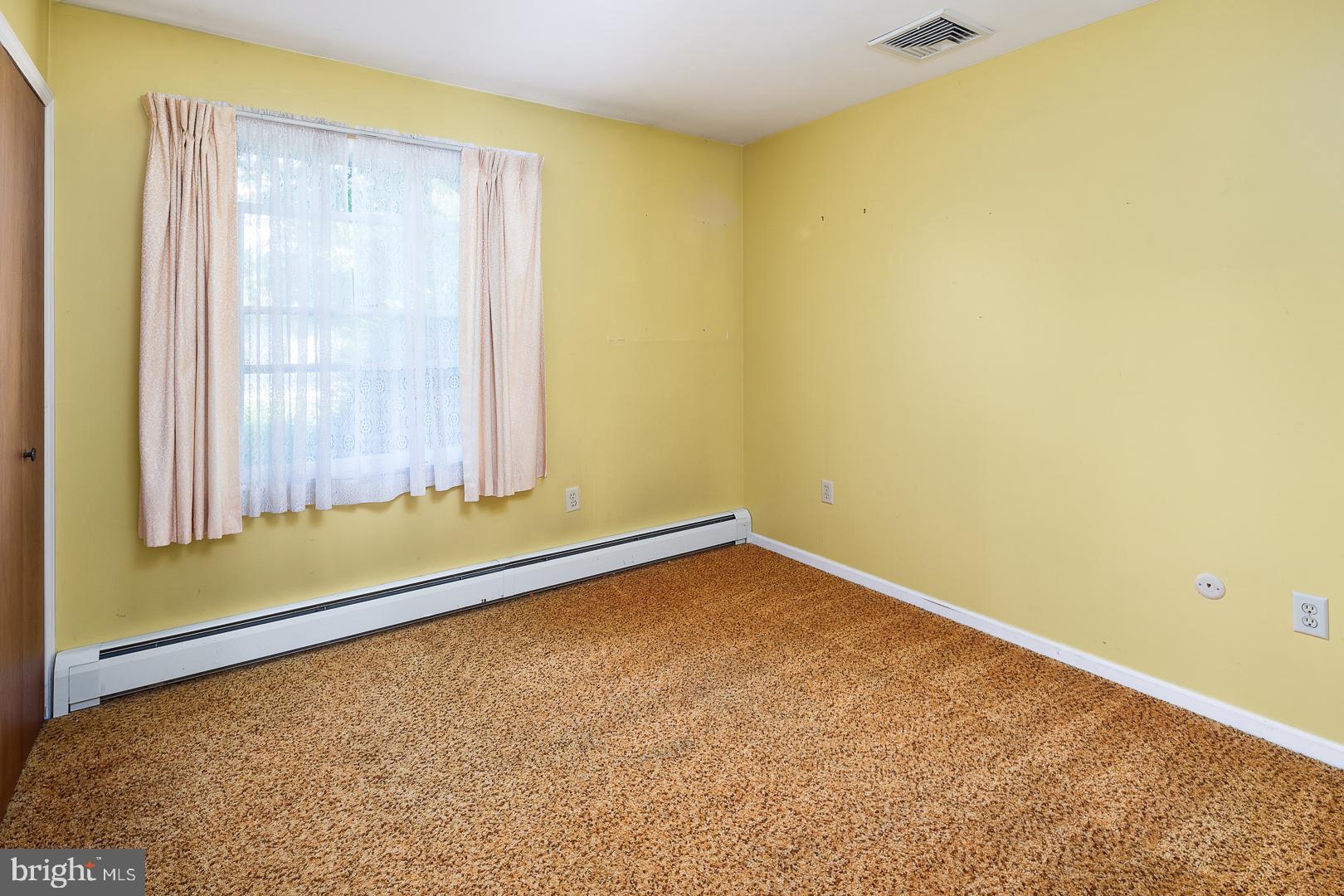 10 Azalea Way Hamilton, NJ 08690 - Photo 16 of 25