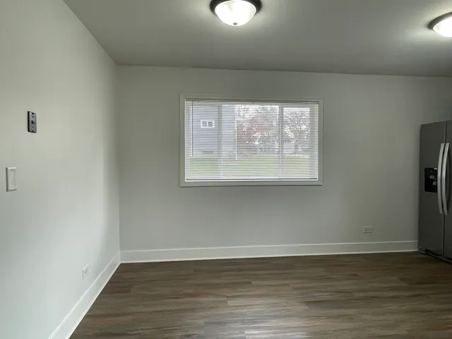 $2,175 | 37125 North Summerfield Road, Lake Villa, IL 60046