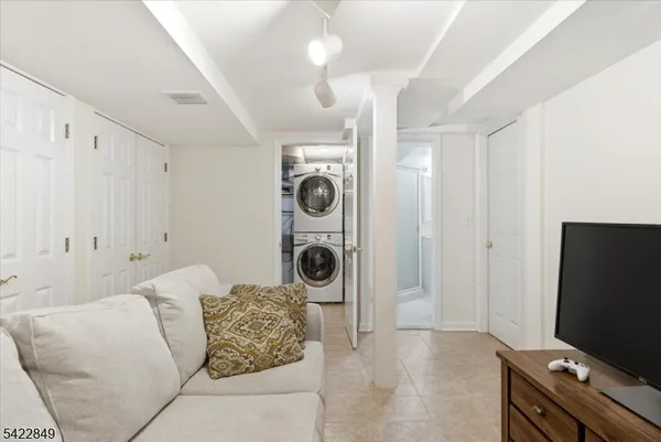 $3,750 | 260 Walnut Street, Unit 9, Westfield, NJ 07090