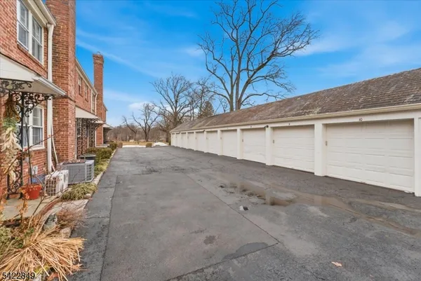 $3,750 | 260 Walnut Street, Unit 9, Westfield, NJ 07090