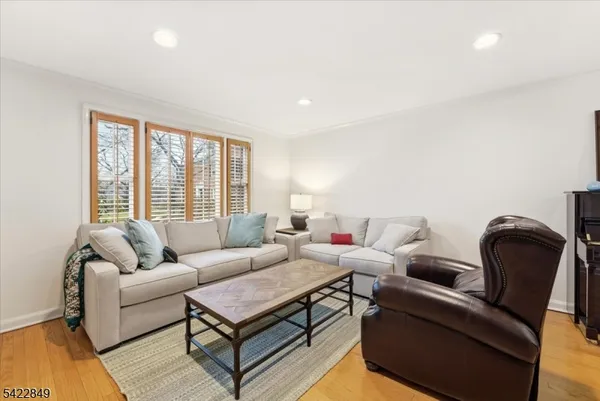 $3,750 | 260 Walnut Street, Unit 9, Westfield, NJ 07090