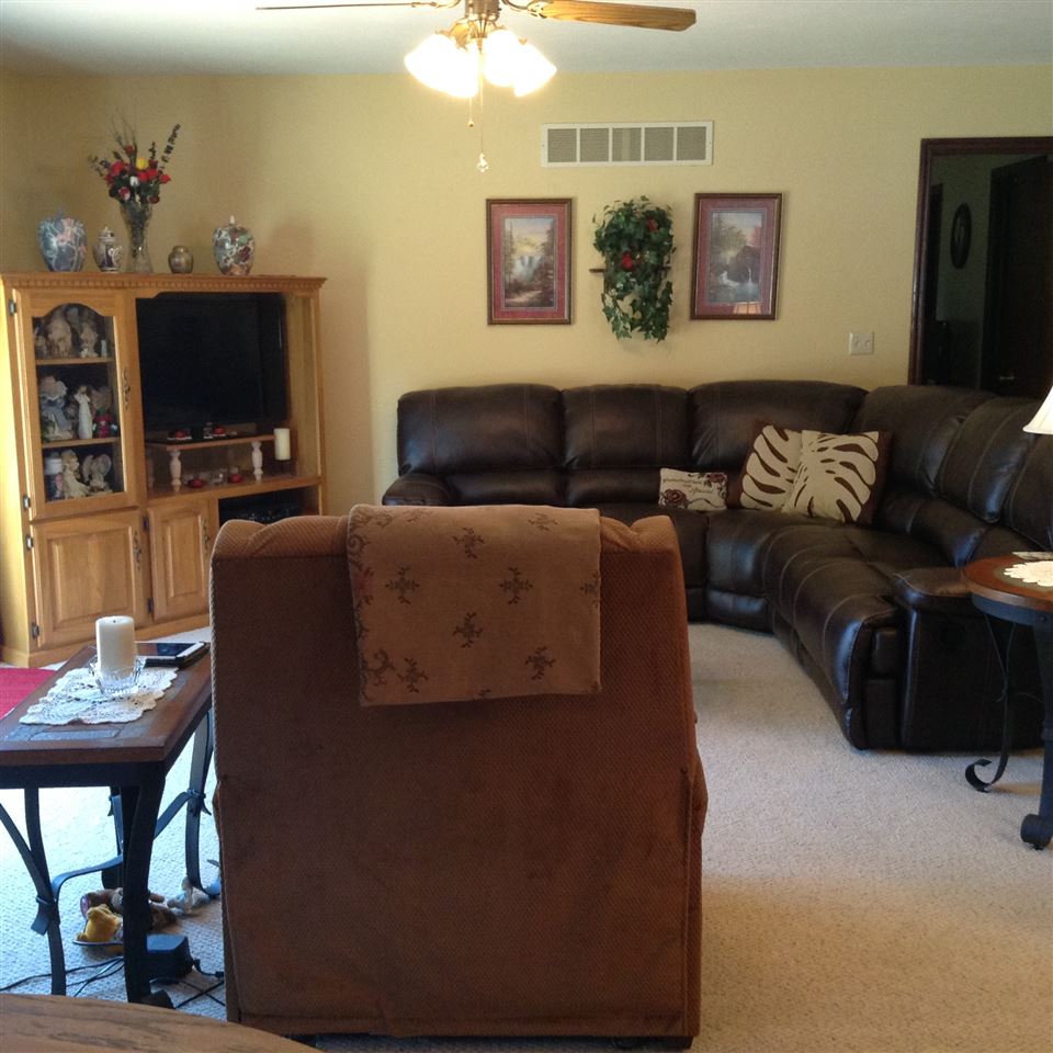 124 East Dunn Road New Carlisle, IN 46552 - Photo 8 of 30 Gallery Image 8