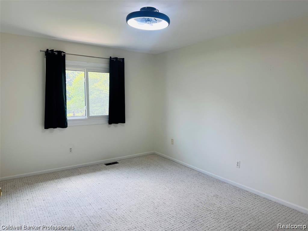 171 Millstone Road Troy, MI 48084 - Photo 29 of 43 Gallery Image 29