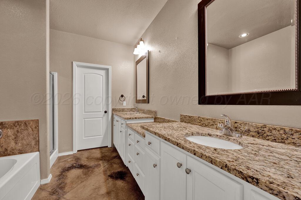 51 Neely Lane Canyon, TX 79015 - Photo 8 of 25 Primary Bathroom
