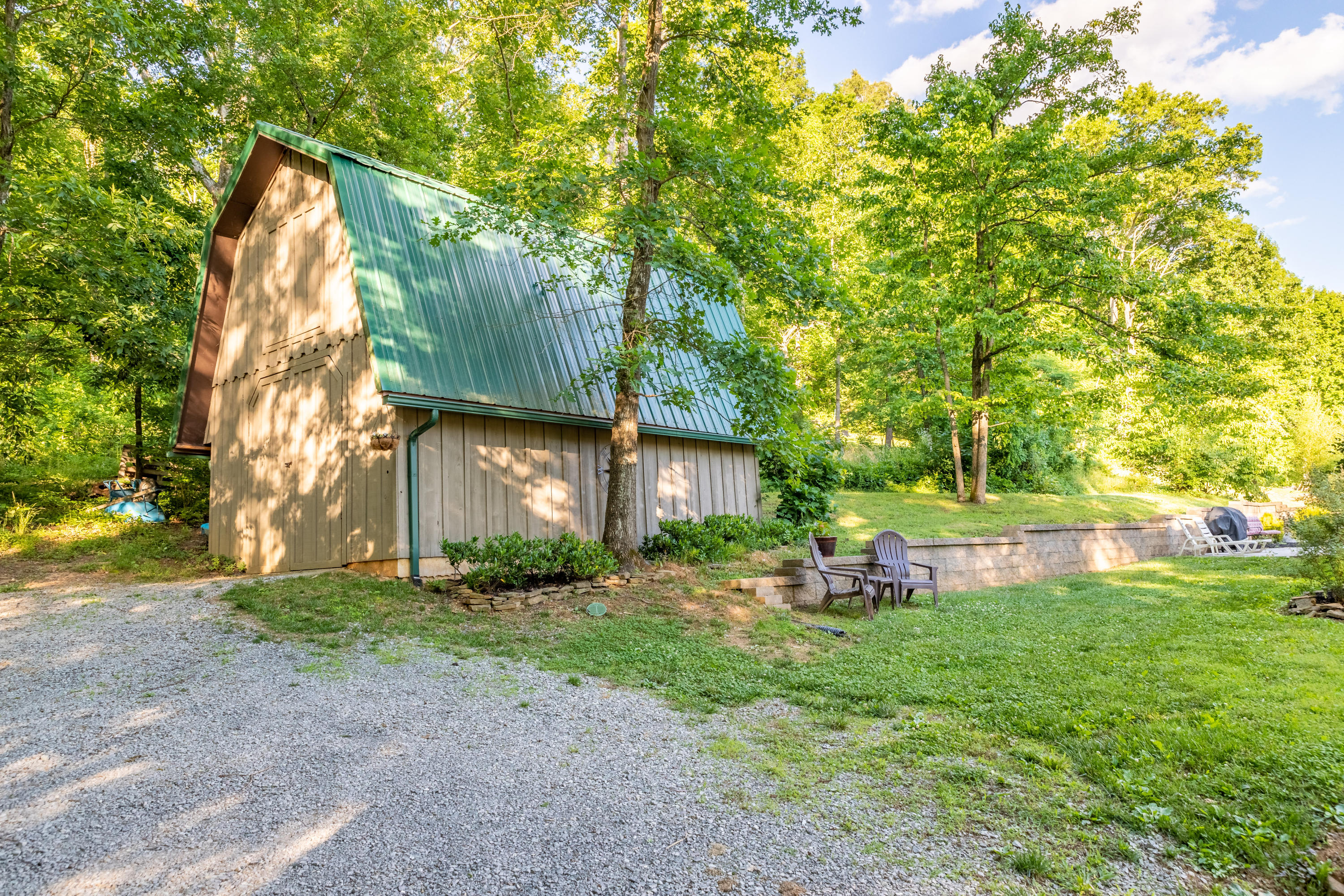 2244 Jones Bend Road Louisville, TN 37777 - Photo 20 of 26 2244-3