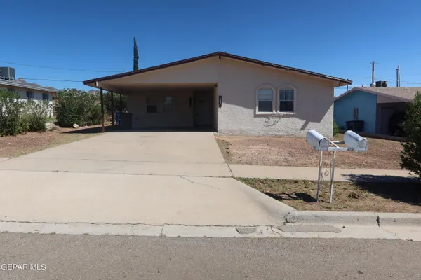 $1,050 | 3825 Olympic Avenue, El Paso, TX 79904