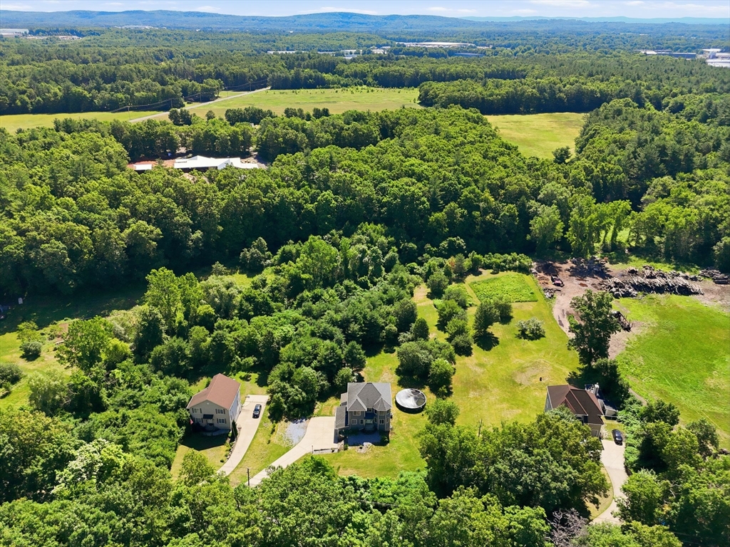 17 Russellville Road Westfield, MA 01085 - Photo 35 of 38