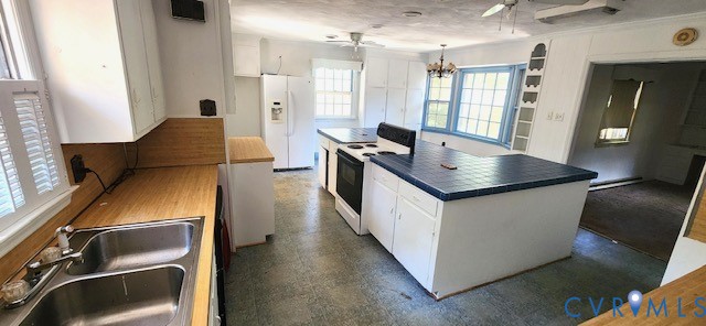 23048 Captain John Road Courtland, VA 23837 - Photo 6 of 40 Gallery Image 6