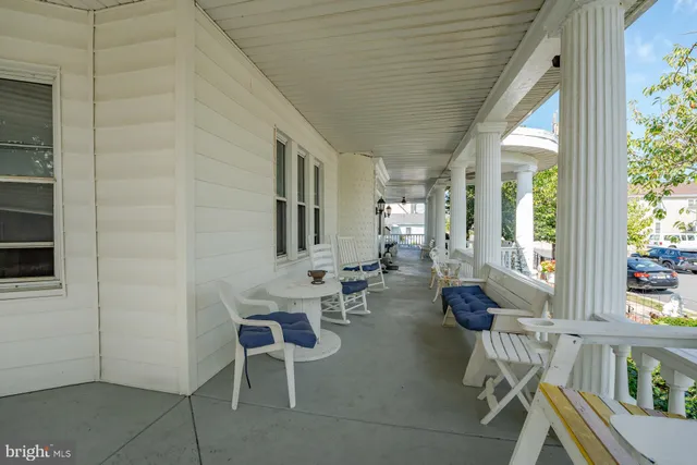 $2,499,900 | 216 East Fern Road, Wildwood Crest, NJ 08260