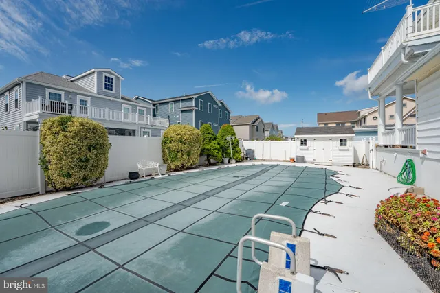 $2,499,900 | 216 East Fern Road, Wildwood Crest, NJ 08260