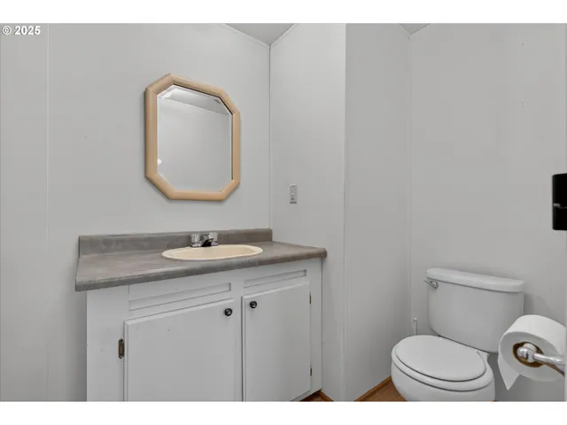 $224,900 | 2335 Indiana Avenue, Baker City, OR 97814