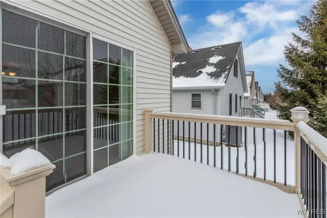 $299,900 | 53 Blossom Wood Lane, Cheektowaga, NY 14227