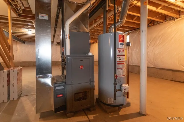 $299,900 | 53 Blossom Wood Lane, Cheektowaga, NY 14227