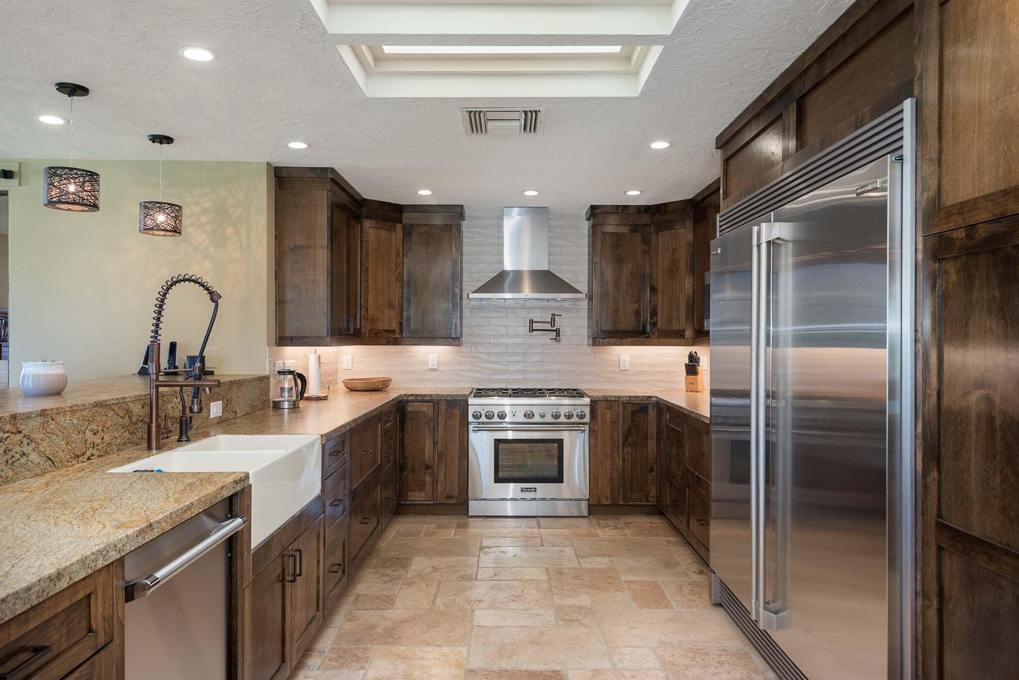 5 Briarcliff Court Rancho Mirage, CA 92270 - Photo 21 of 45 Kitchen