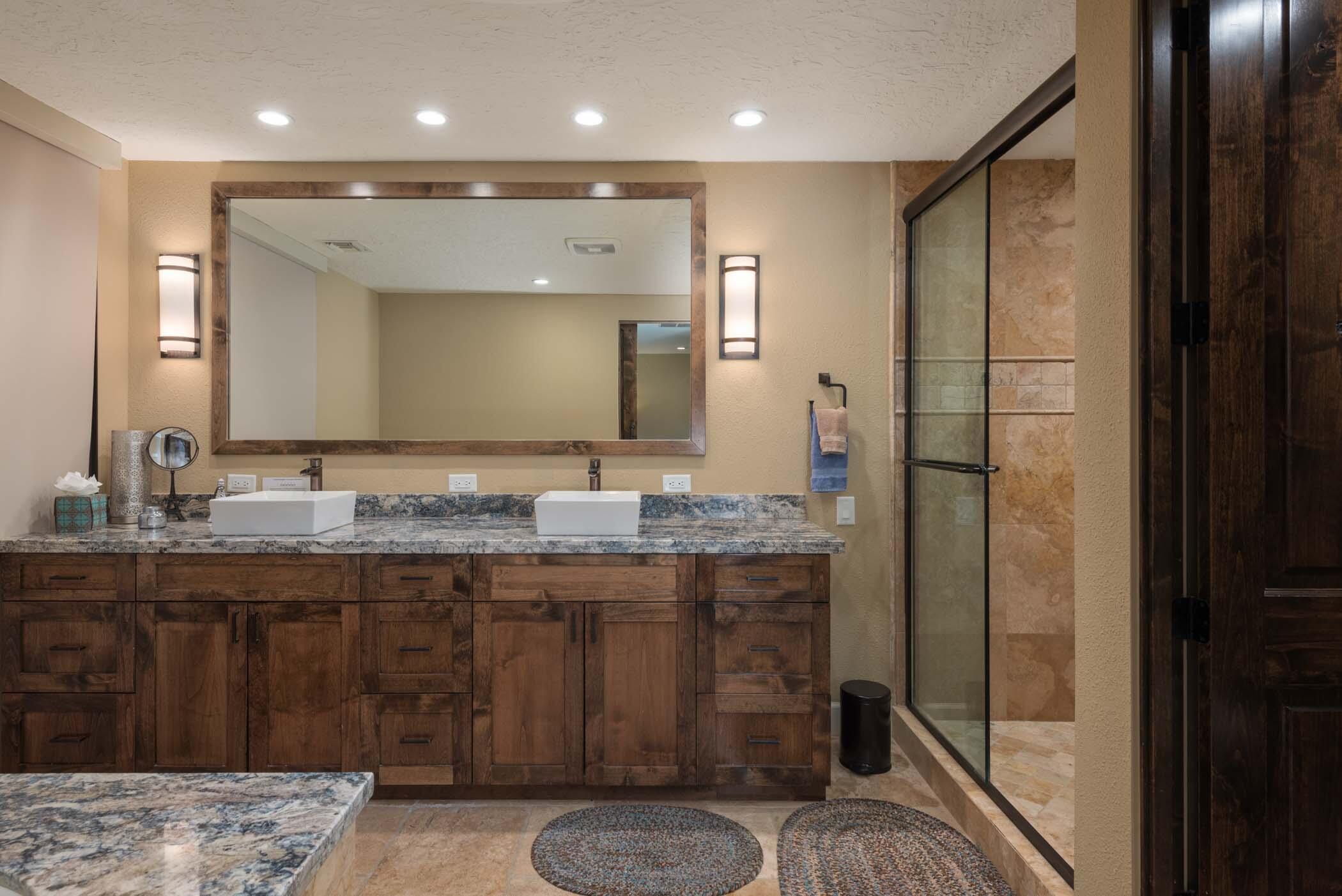 5 Briarcliff Court Rancho Mirage, CA 92270 - Photo 29 of 45 Primary Bathroom