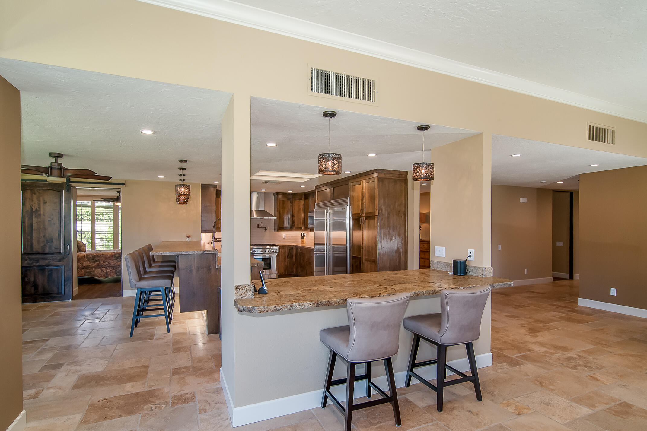 5 Briarcliff Court Rancho Mirage, CA 92270 - Photo 3 of 45 Bar To Kitchen