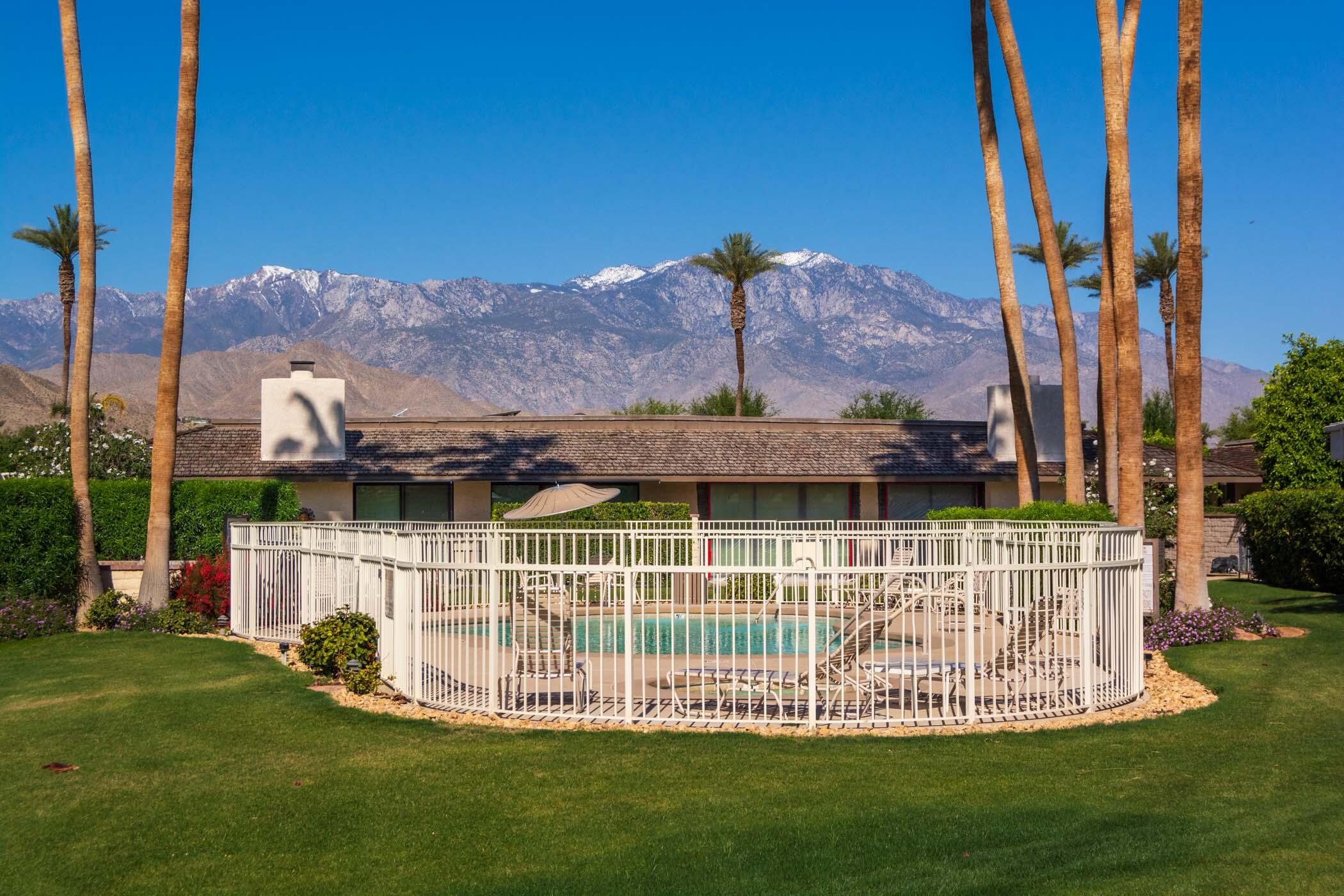 5 Briarcliff Court Rancho Mirage, CA 92270 - Photo 44 of 45 Community Pool