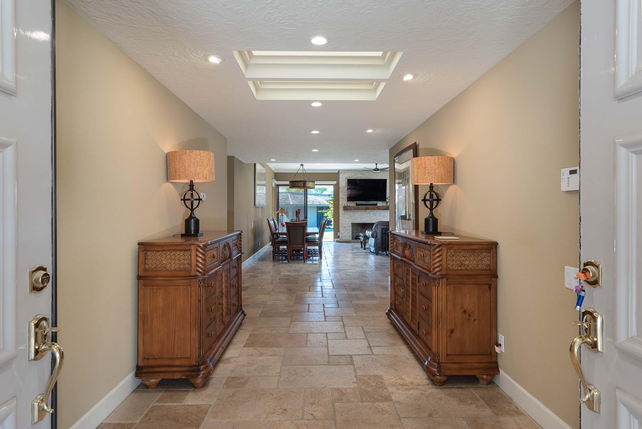 5 Briarcliff Court Rancho Mirage, CA 92270 - Photo 8 of 45 Entry