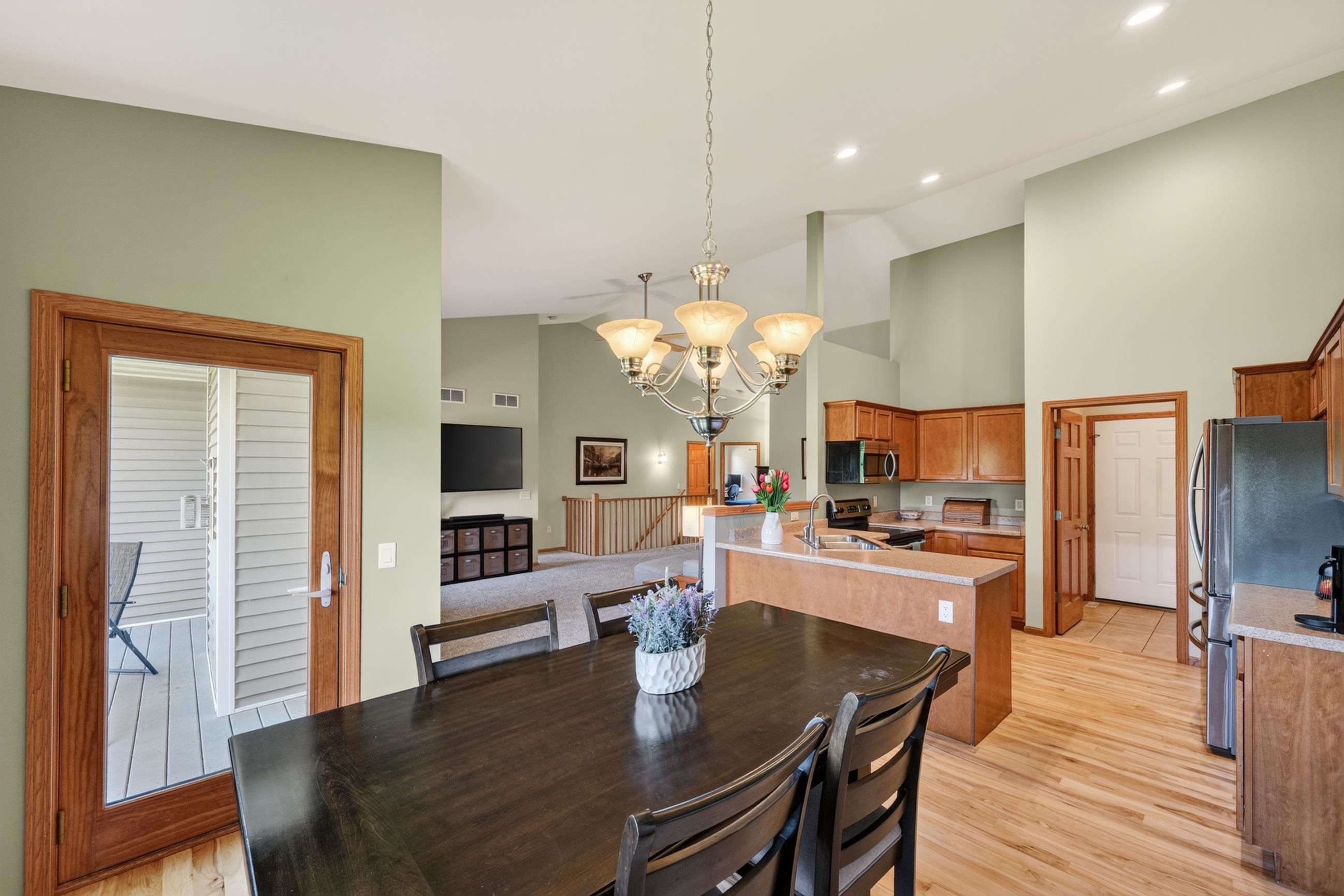 2102 Talc Trail Madison, WI 53719 - Photo 11 of 51