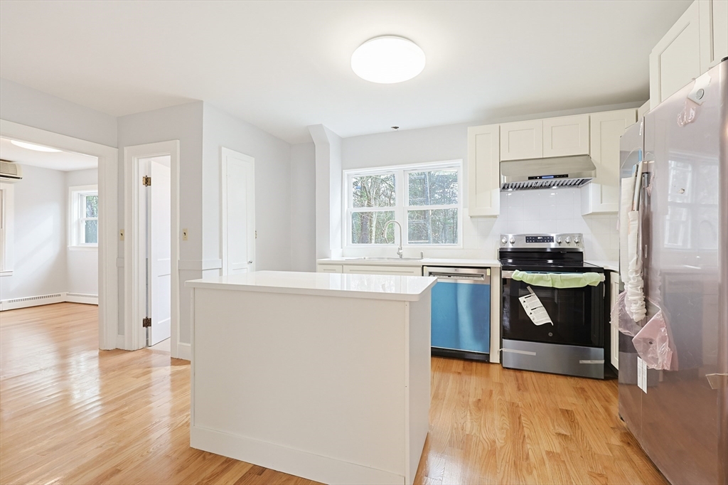 234 York Street Canton, MA 02021 - Photo 3 of 38