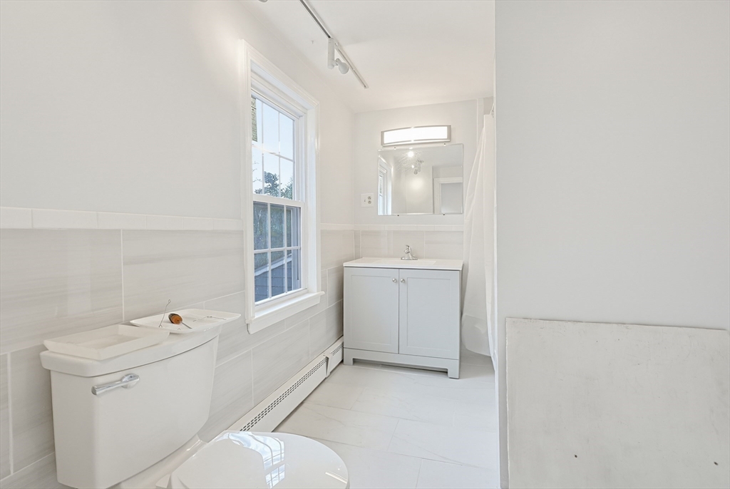 234 York Street Canton, MA 02021 - Photo 7 of 38