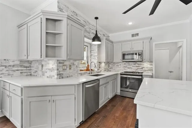 $550,000 | 12914 Travis Street, Overland Park, KS 66209