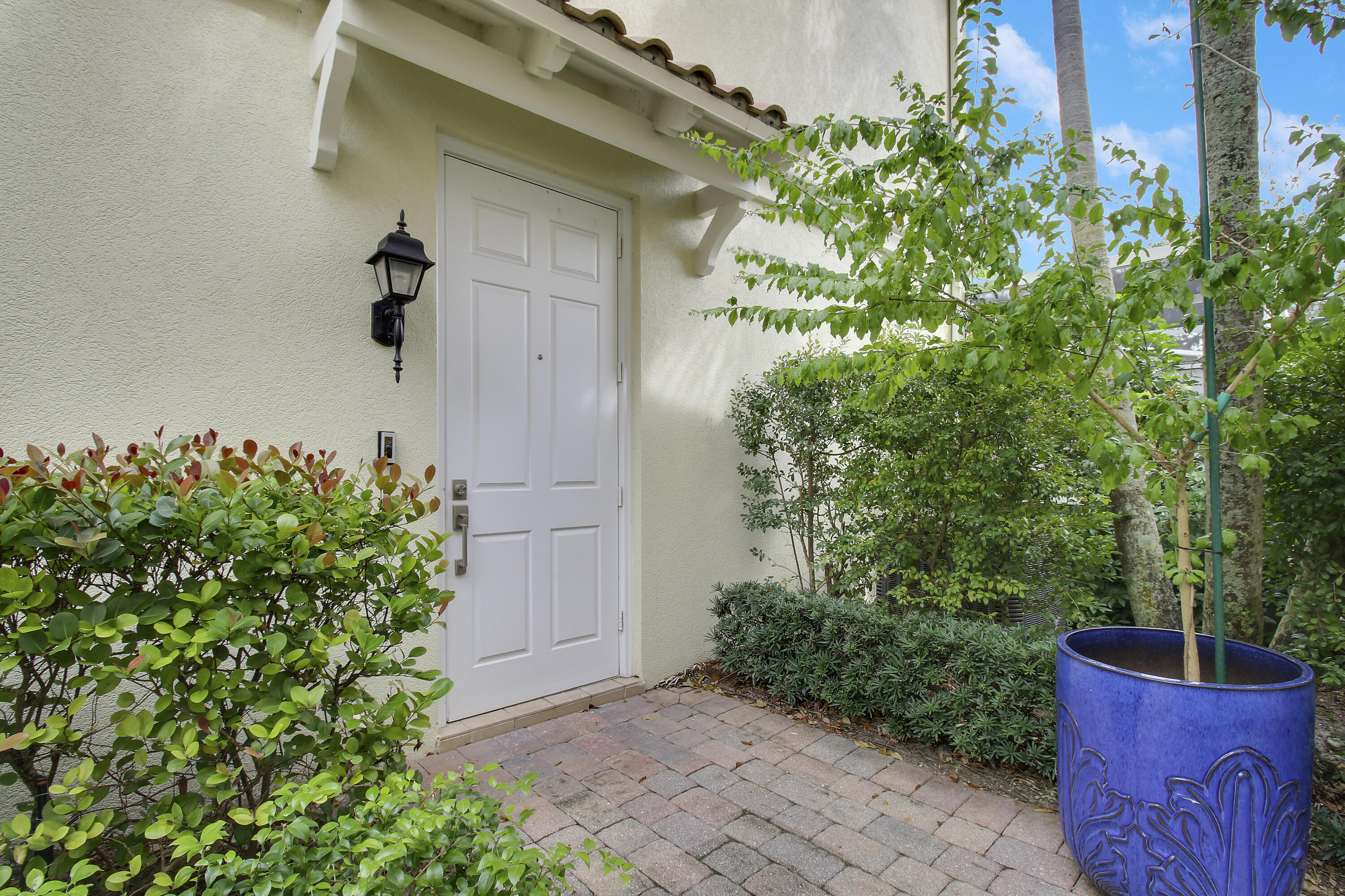 115 Rivinia Drive Jupiter, FL 33458 - Photo 33 of 42 Side Door Access