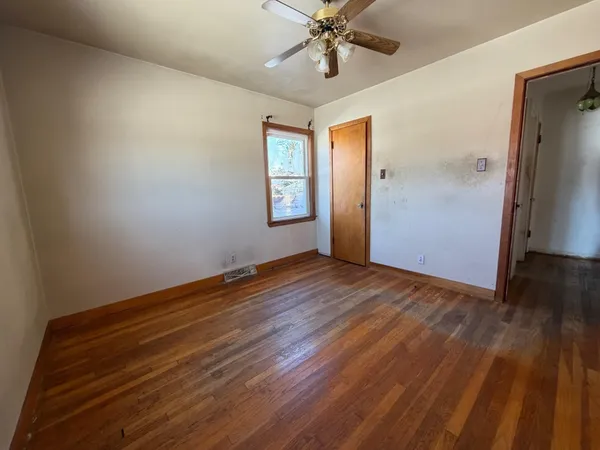 $74,500 | 1593 Kenilworth Drive, Calumet City, IL 60409