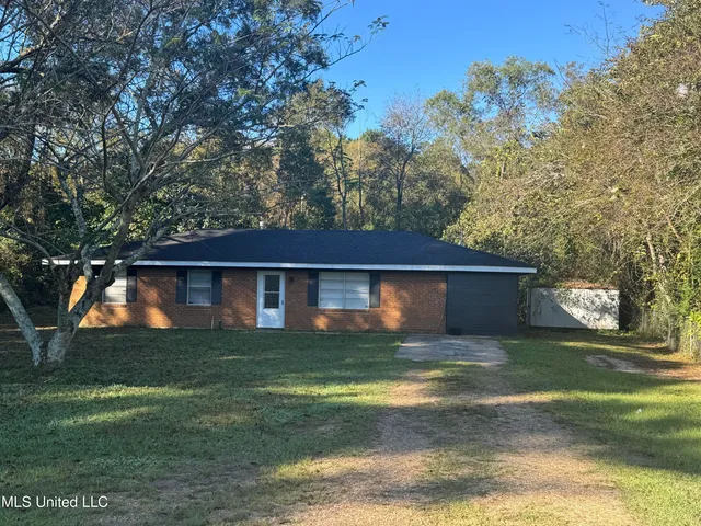 $130,000 | 620 Stevon Moore Street, Wiggins, MS 39577