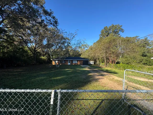 $130,000 | 620 Stevon Moore Street, Wiggins, MS 39577