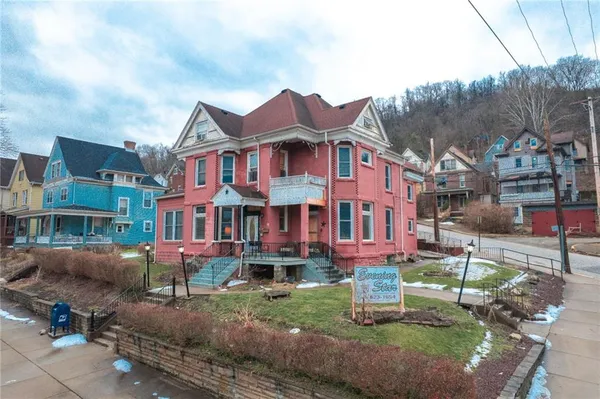 $525,000 | 200 Caldwell Avenue, Wilmerding, PA 15148