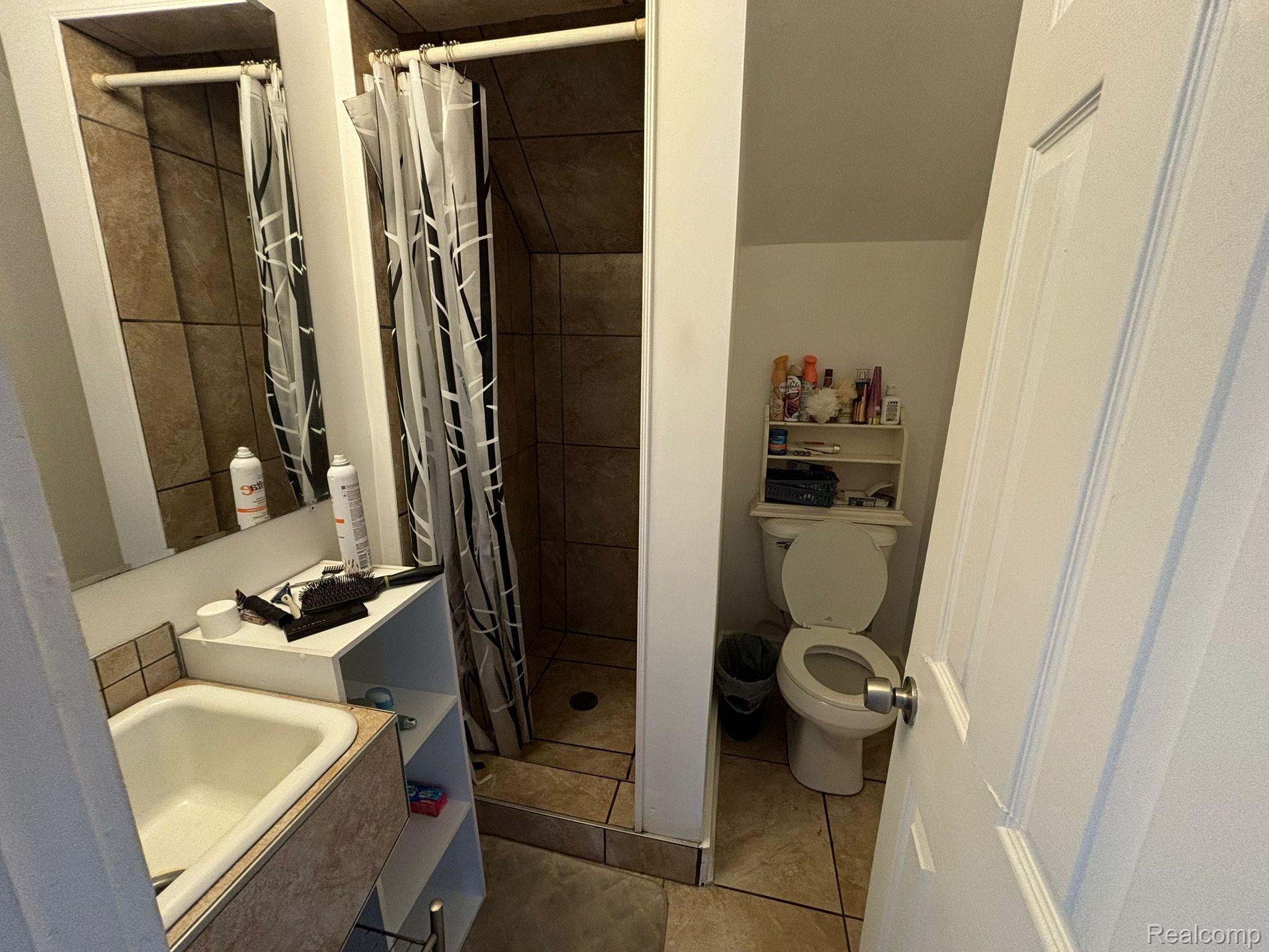 11429 East Eight Mile Road Warren, MI 48089 - Photo 17 of 34 Gallery Image 17