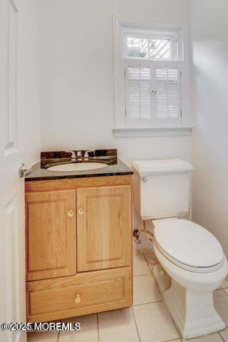 7 Woods Road West Long Branch, NJ 07764 - Photo 8 of 15 7 Woods Rd powder room