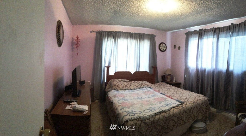 215 Ostrander Road Kelso, WA 98626 - Photo 7 of 9 Gallery Image 7