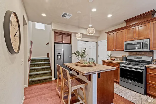 $750,000 | 2148 Nectarine Drive, Santa Rosa, CA 95404