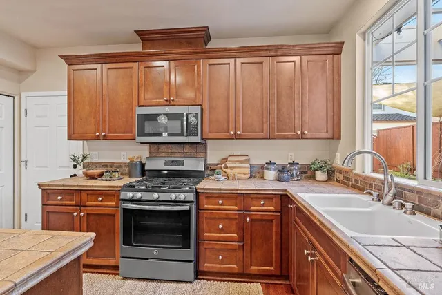 $750,000 | 2148 Nectarine Drive, Santa Rosa, CA 95404