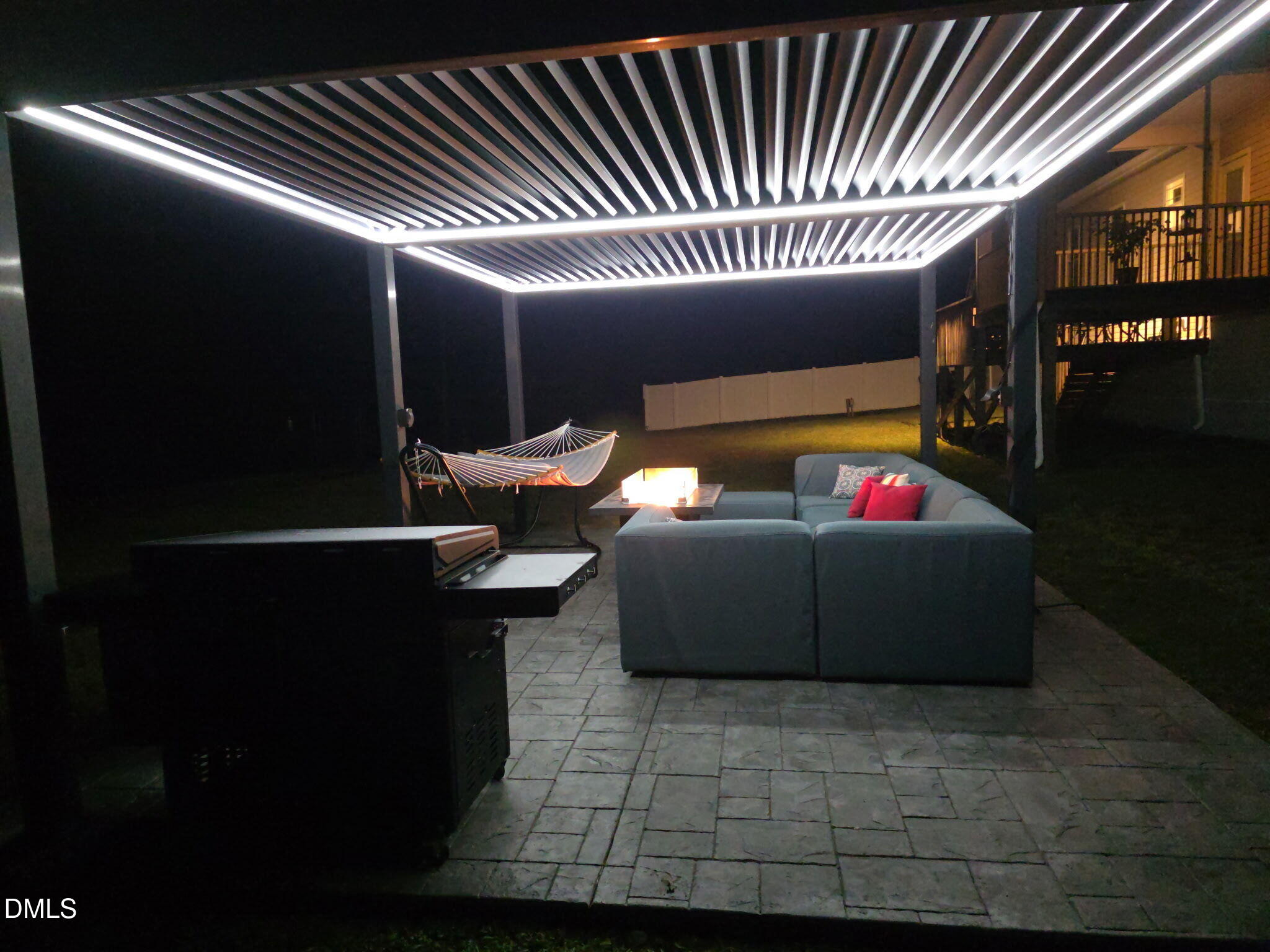 73 Rabbit Run Drive Smithfield, NC 27577 - Photo 43 of 46 a room with furniture