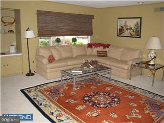 1052 Kingsley Road Rydal, PA 19046 - Photo 7 of 12