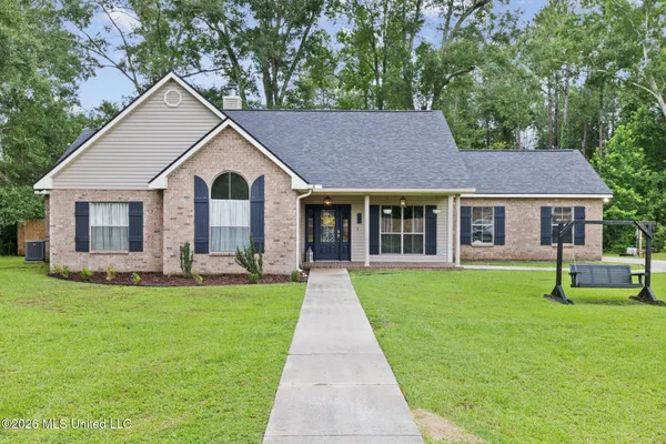 $325,000 | 17 Mayhaw Drive, Carriere, MS 39426